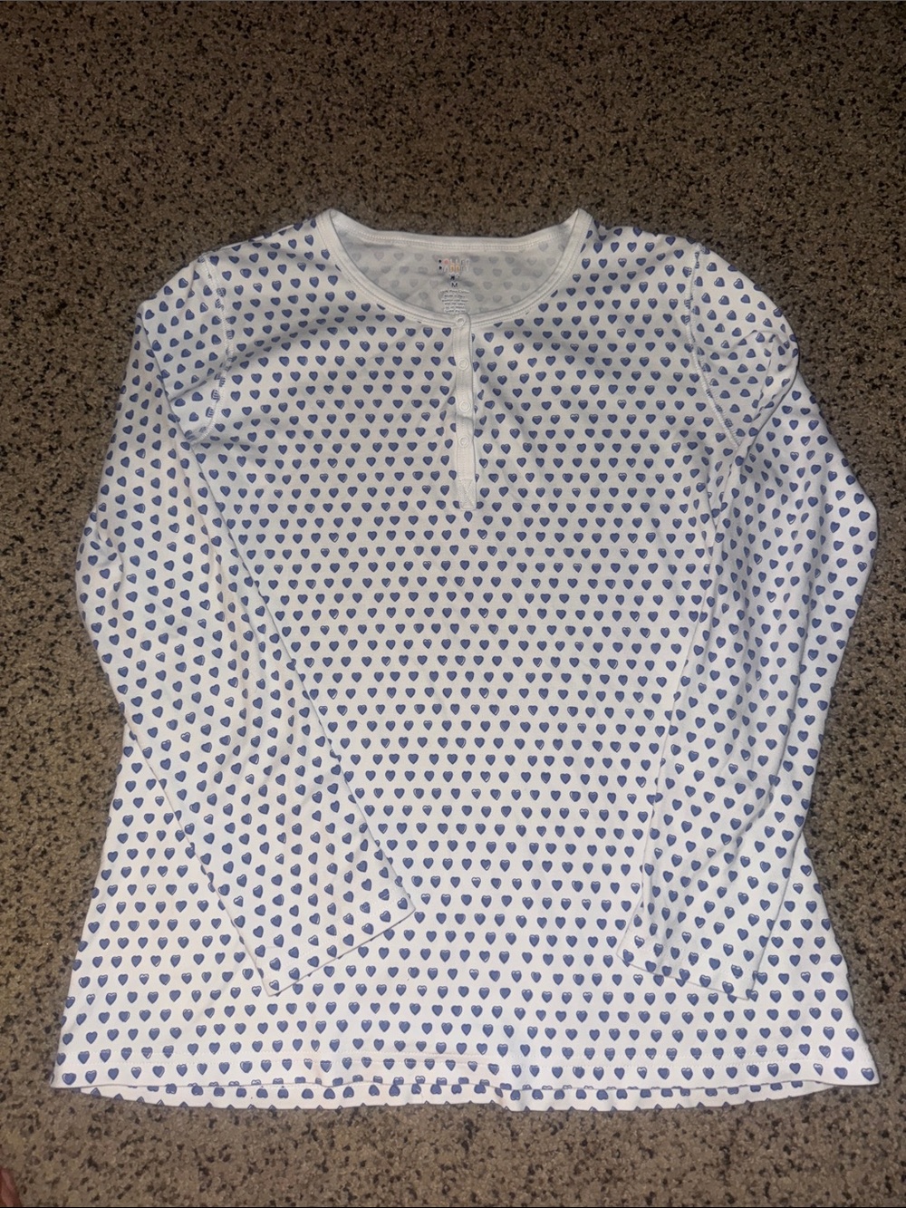 Roller Rabbit White Long-Sleeve Henley with Blue Heart Print